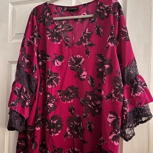 Lane Bryant top - plus size 26/28